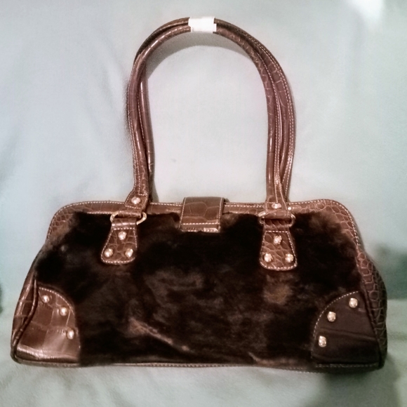 Kathy Van Zeeland Brown Faux Fur Handbag - Picture 2 of 4